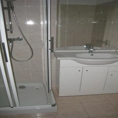 Lou Pantai 41 Amr24 كافالير سور مير